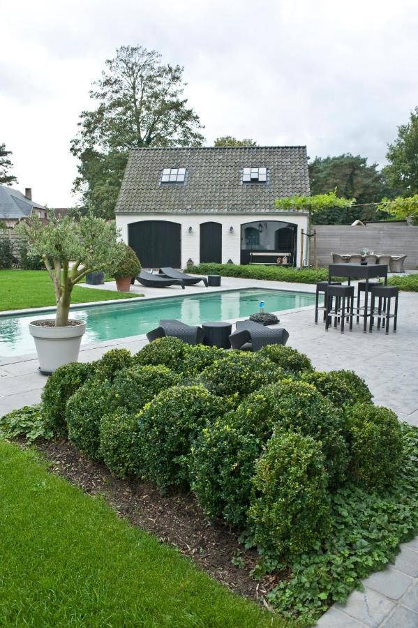 B&B Interludium Nijlen Exterior photo